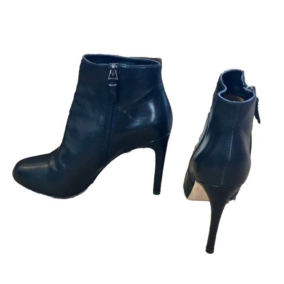 Via Spiga Black Leather Stiletto Booties, Worn 1x, Excellent, Timeless Style. - Picture 5 of 8
